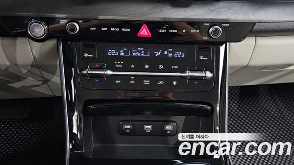 Kia Carnival 2021, фото 23