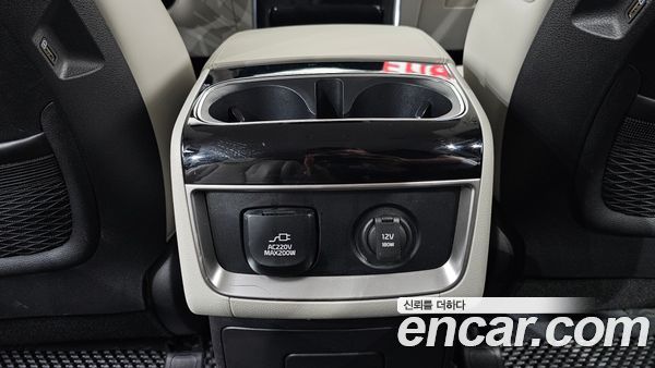 Kia Carnival 2021, фото 32
