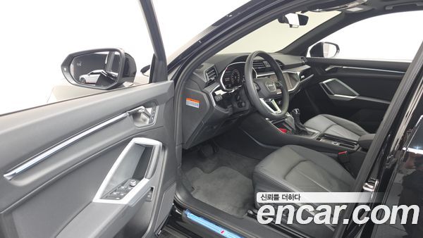 Audi Q3 2025, фото 13