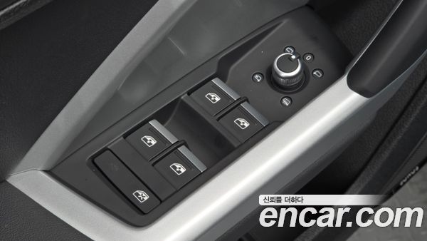 Audi Q3 2025, фото 30