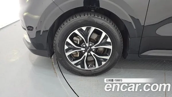 Kia Carnival 2023, фото 4