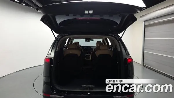 Kia Carnival 2023, фото 25