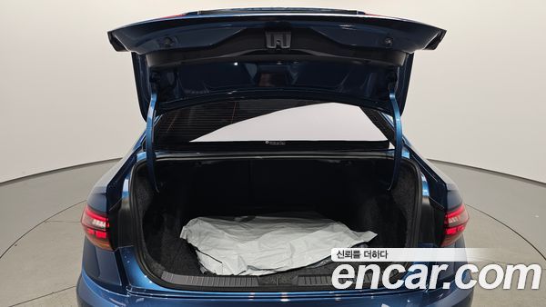 Volkswagen Jetta 2021, фото 31