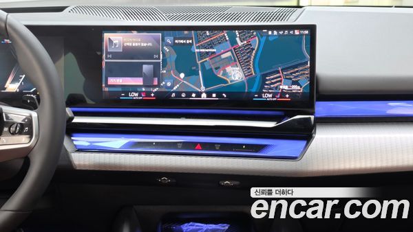 BMW 5 Series 2025, фото 20