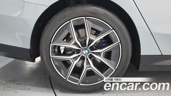 BMW 5 Series 2026, фото 5