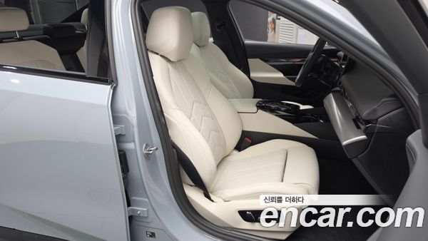 BMW 5 Series 2026, фото 18