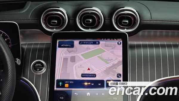 Mercedes-Benz GLC 2025, фото 19