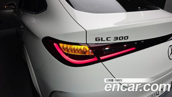 Mercedes-Benz GLC 2025, фото 8