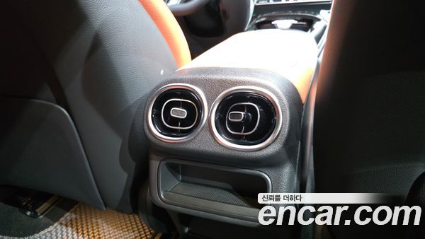 Mercedes-Benz GLC 2025, фото 30