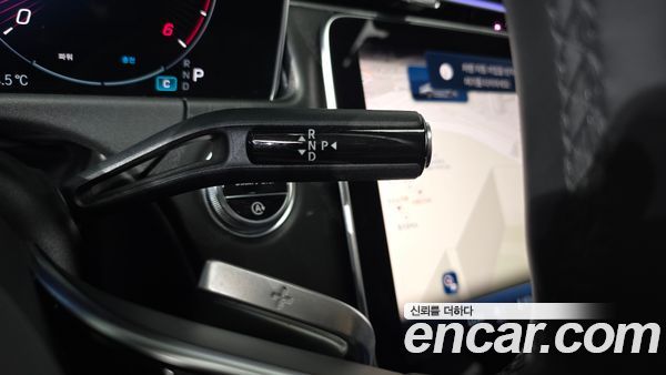 Mercedes-Benz E-Class 2024, фото 12