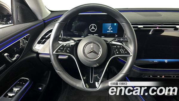 Mercedes-Benz E-Class 2024, фото 20