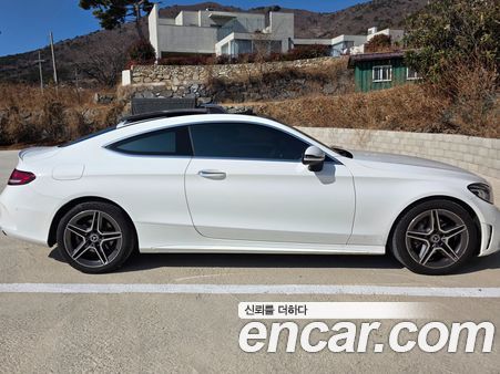 Mercedes-Benz C-Class 2022, фото 2
