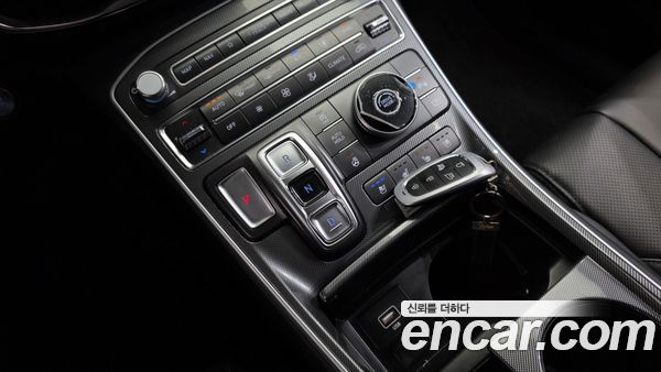 Hyundai Santa Fe 2021, фото 9