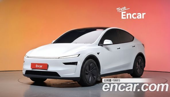 Tesla Model Y 2025, фото 35