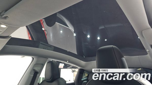 Tesla Model Y 2025, фото 32