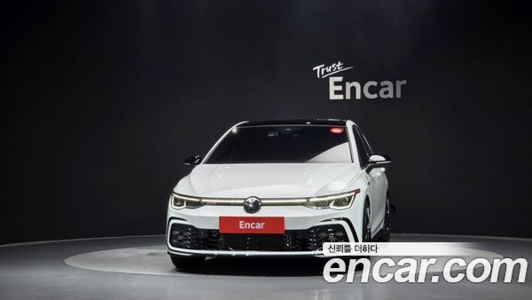 Volkswagen Golf 2023, фото 3