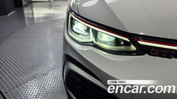 Volkswagen Golf 2023, фото 8