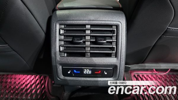 Volkswagen Golf 2023, фото 36
