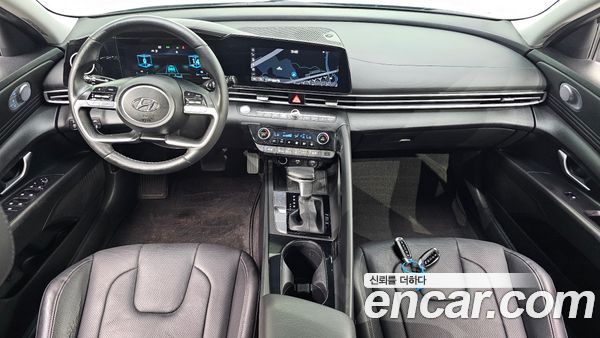 Hyundai Elantra 2022, фото 10