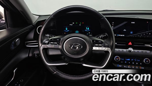 Hyundai Elantra 2022, фото 19
