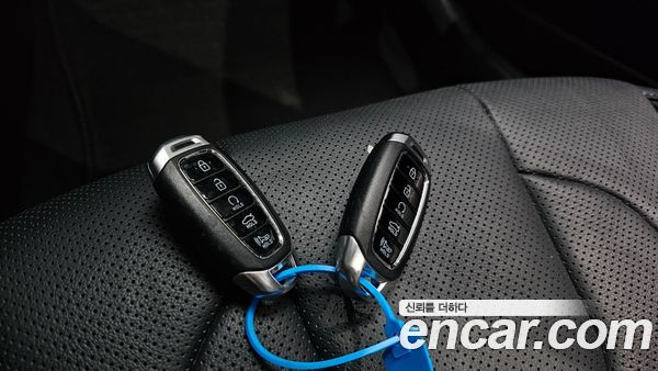 Hyundai Elantra 2022, фото 22