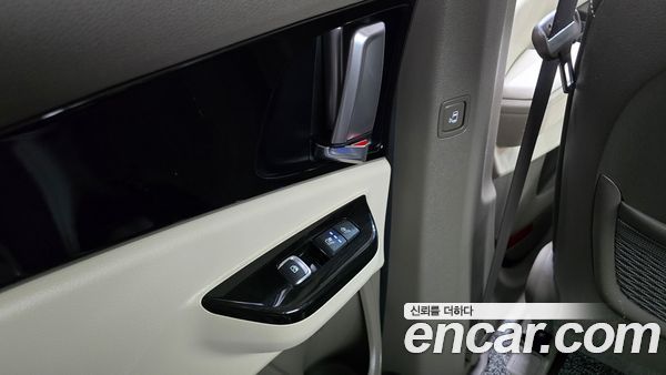 Kia Carnival 2021, фото 23