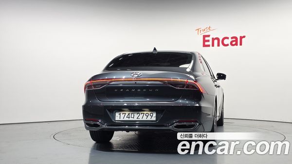 Hyundai Grandeur 2022, фото 4