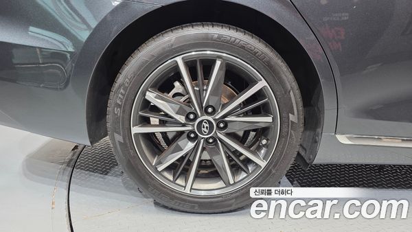 Hyundai Grandeur 2022, фото 7