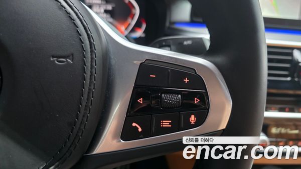 BMW 5 Series 2023, фото 29