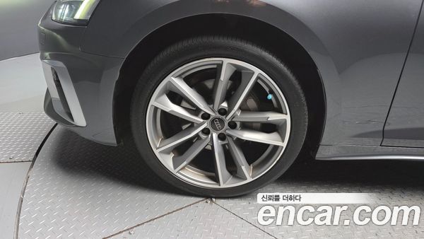 Audi A5 2020, фото 5