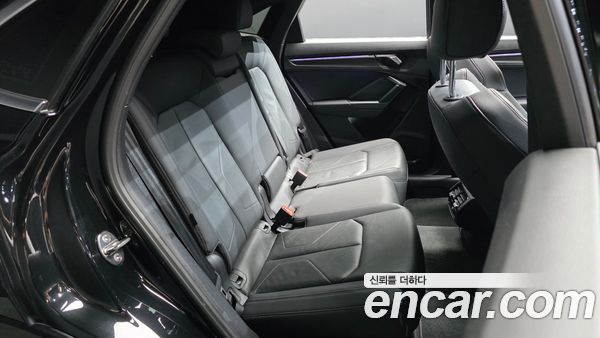 Audi Q3 2022, фото 17