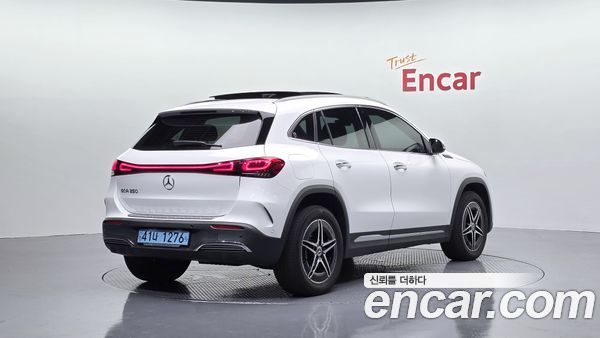 Mercedes-Benz EQA 2022, фото 2