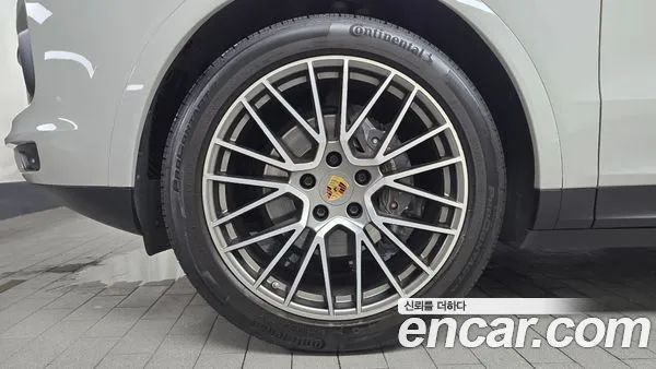 Porsche Cayenne 2023, фото 5
