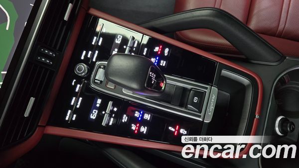 Porsche Cayenne 2023, фото 12