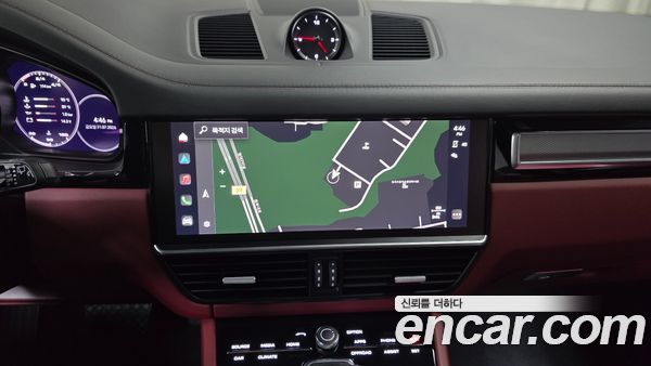 Porsche Cayenne 2023, фото 19