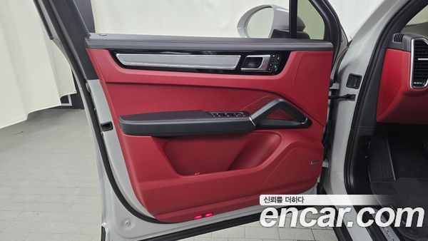 Porsche Cayenne 2023, фото 14