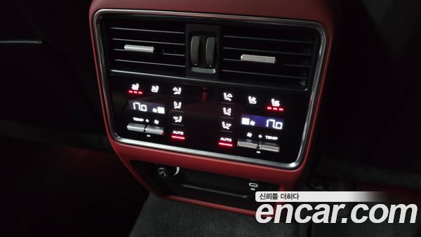 Porsche Cayenne 2023, фото 32