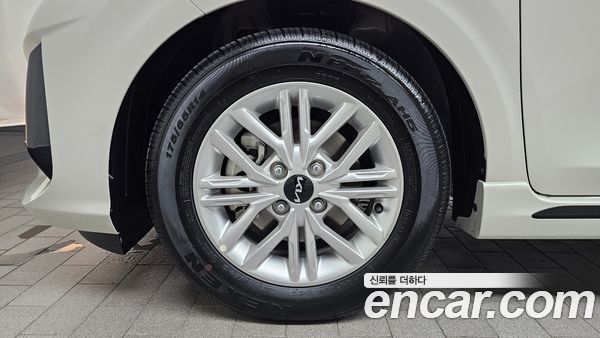 Kia Picanto 2023, фото 5