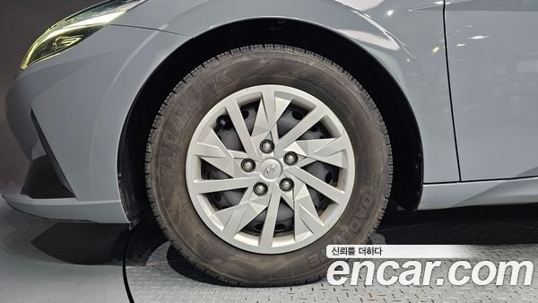 Hyundai Elantra 2021, фото 5