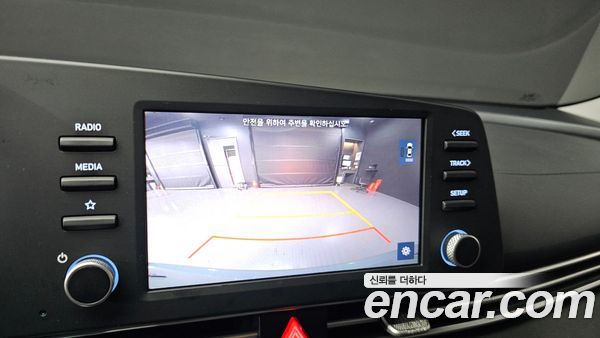 Hyundai Elantra 2021, фото 21