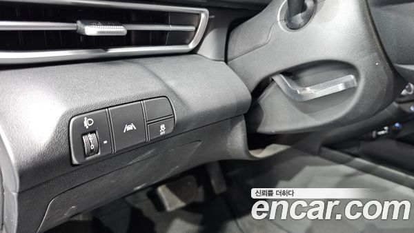 Hyundai Elantra 2021, фото 24