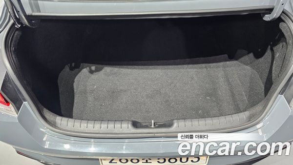 Hyundai Elantra 2021, фото 26