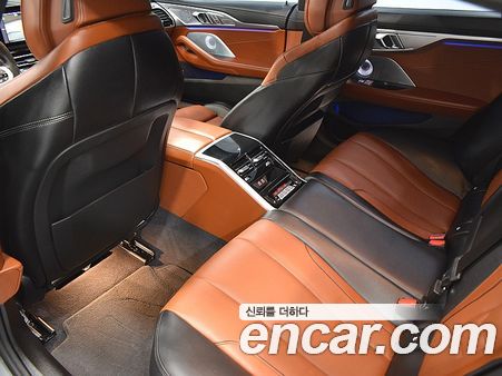 BMW 8 Series 2023, фото 5