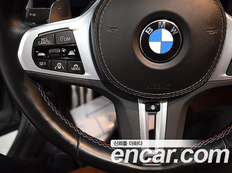 BMW 8 Series 2023, фото 7