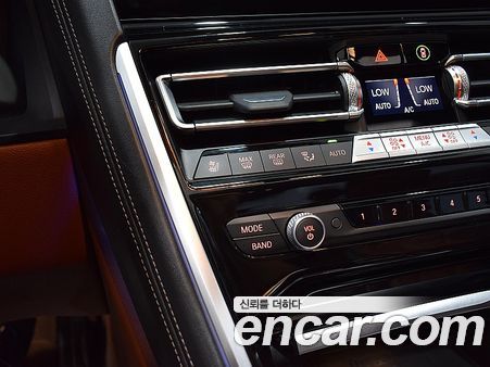 BMW 8 Series 2023, фото 12