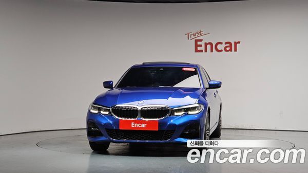BMW 3 Series 2022, фото 2