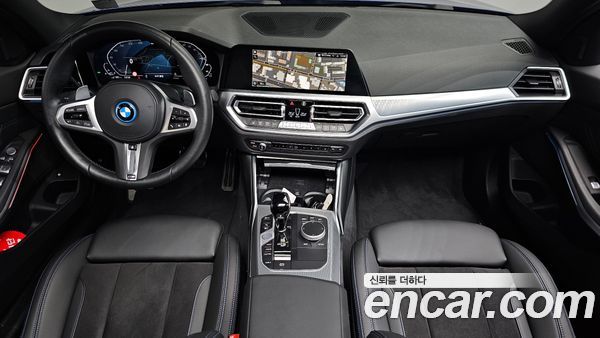 BMW 3 Series 2022, фото 9