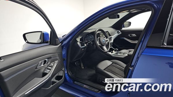 BMW 3 Series 2022, фото 12