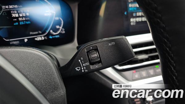 BMW 3 Series 2022, фото 21