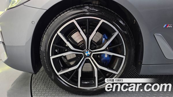 BMW 5 Series 2023, фото 5